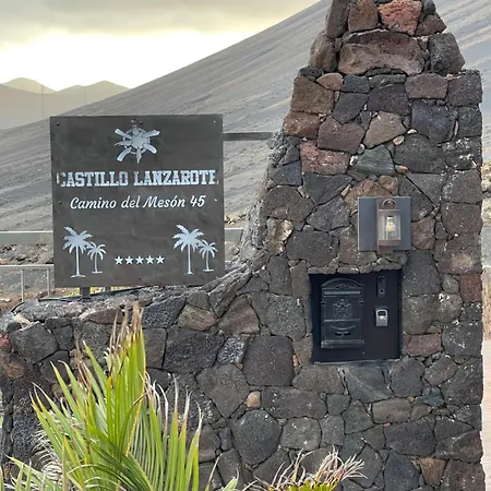 Apartment Castillo Lanzarote Bentley - Luxury -sleep In A Volcanic Cave *