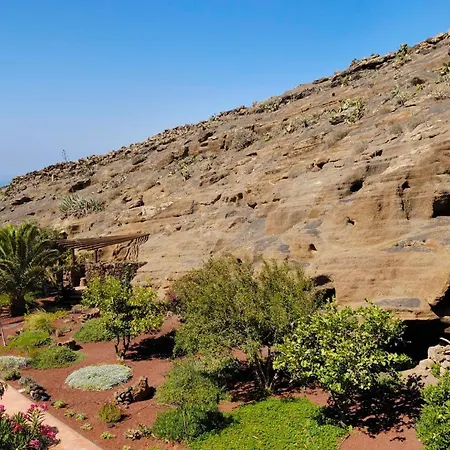 Castillo Lanzarote Bentley - Luxury -sleep In A Volcanic Cave Apartment *